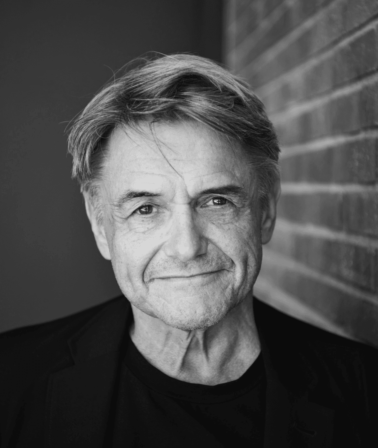black and white portrait of Reiner Holzemer